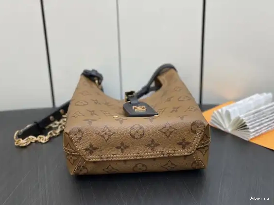 BB LOUIS Atlantis VUITTON 0520